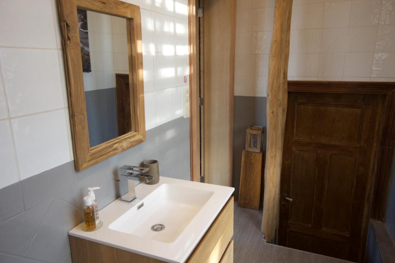 L'Ancienne Poste - Chambres D'Hotes Et Table De Degustation Marloie Eksteriør billede