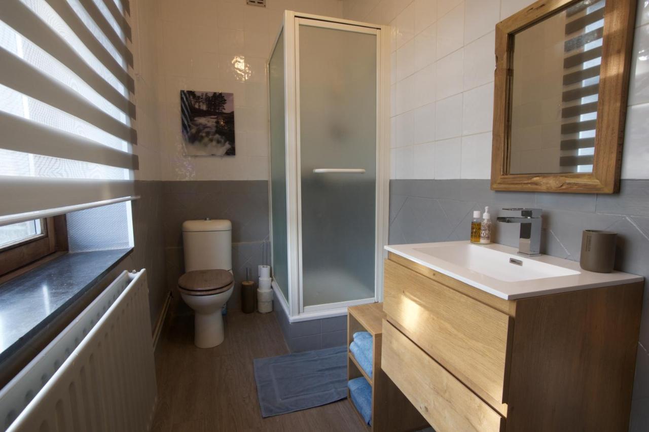 L'Ancienne Poste - Chambres D'Hotes Et Table De Degustation Marloie Eksteriør billede